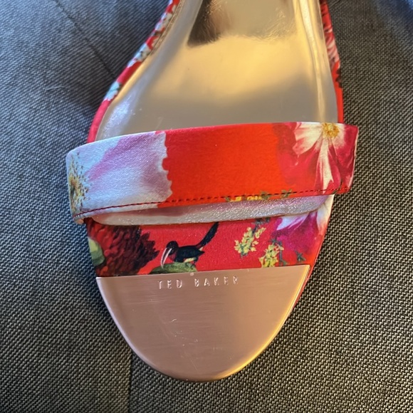 Ted Baker Rozie floral heels - Picture 5 of 7